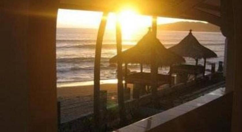 77 Sunset Plaza Hotell Cisolok Eksteriør bilde