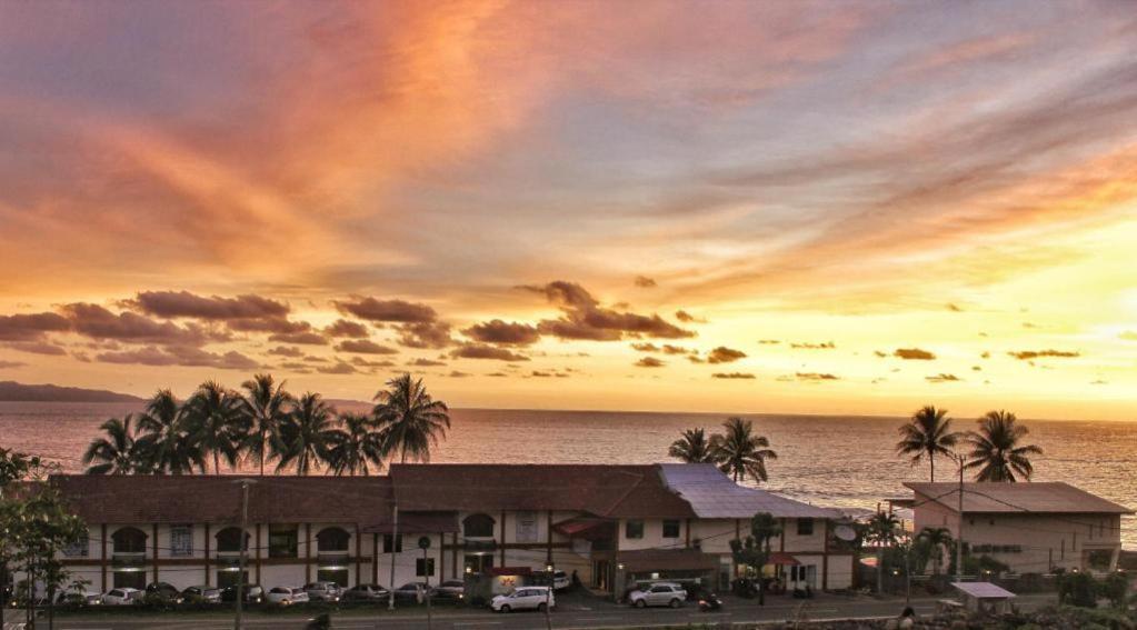 77 Sunset Plaza Hotell Cisolok Eksteriør bilde