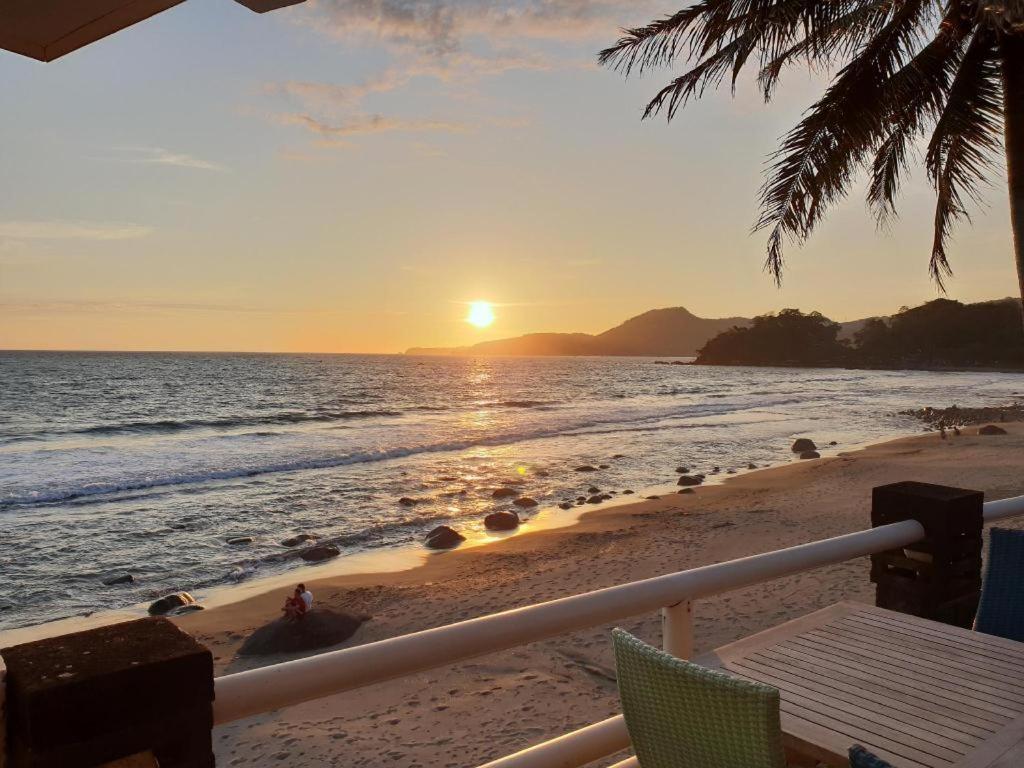 77 Sunset Plaza Hotell Cisolok Eksteriør bilde